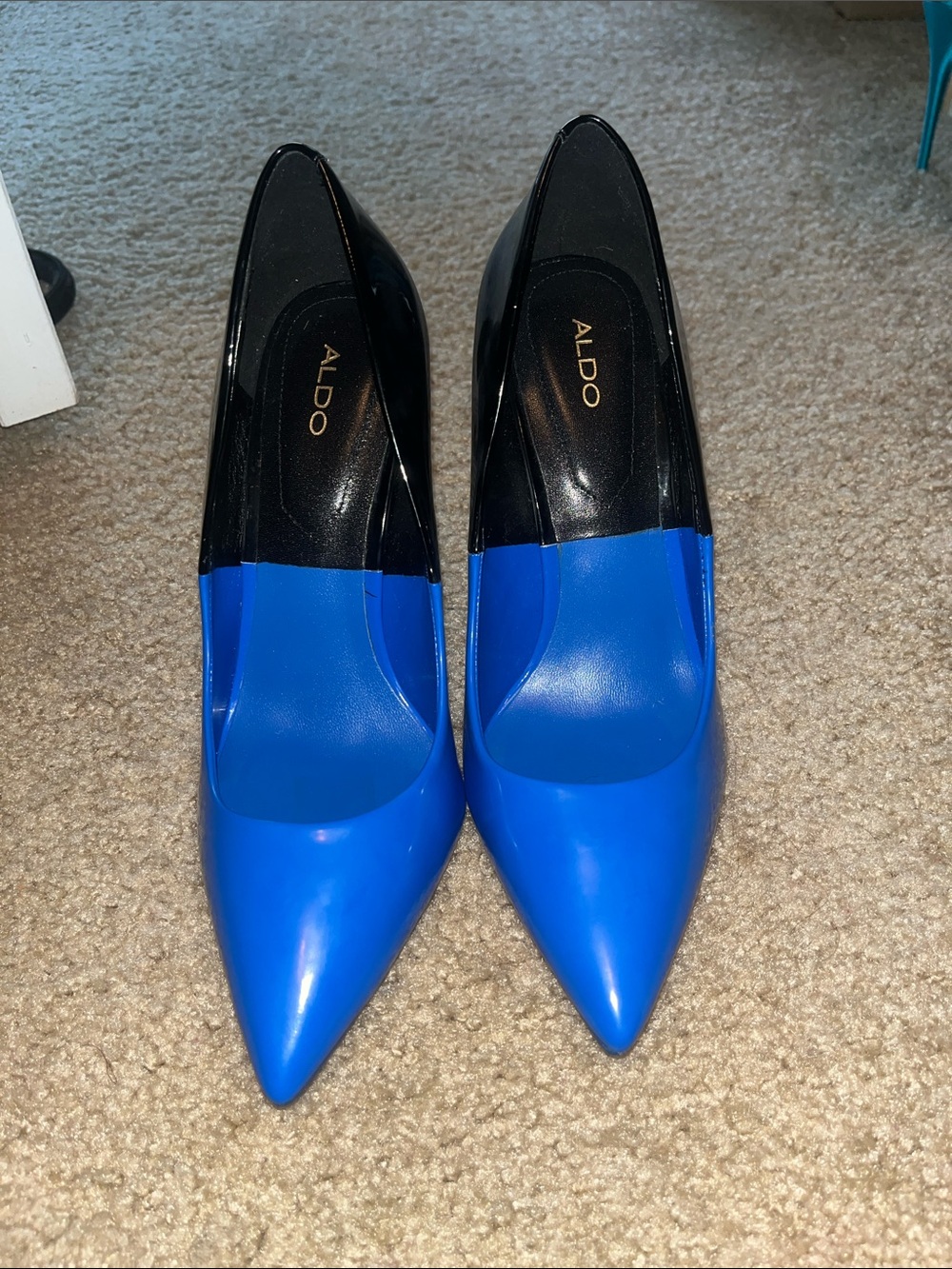 ALDO Two-Tone Blue and Black Pointed Toe Pumps - Picture 11 of 13